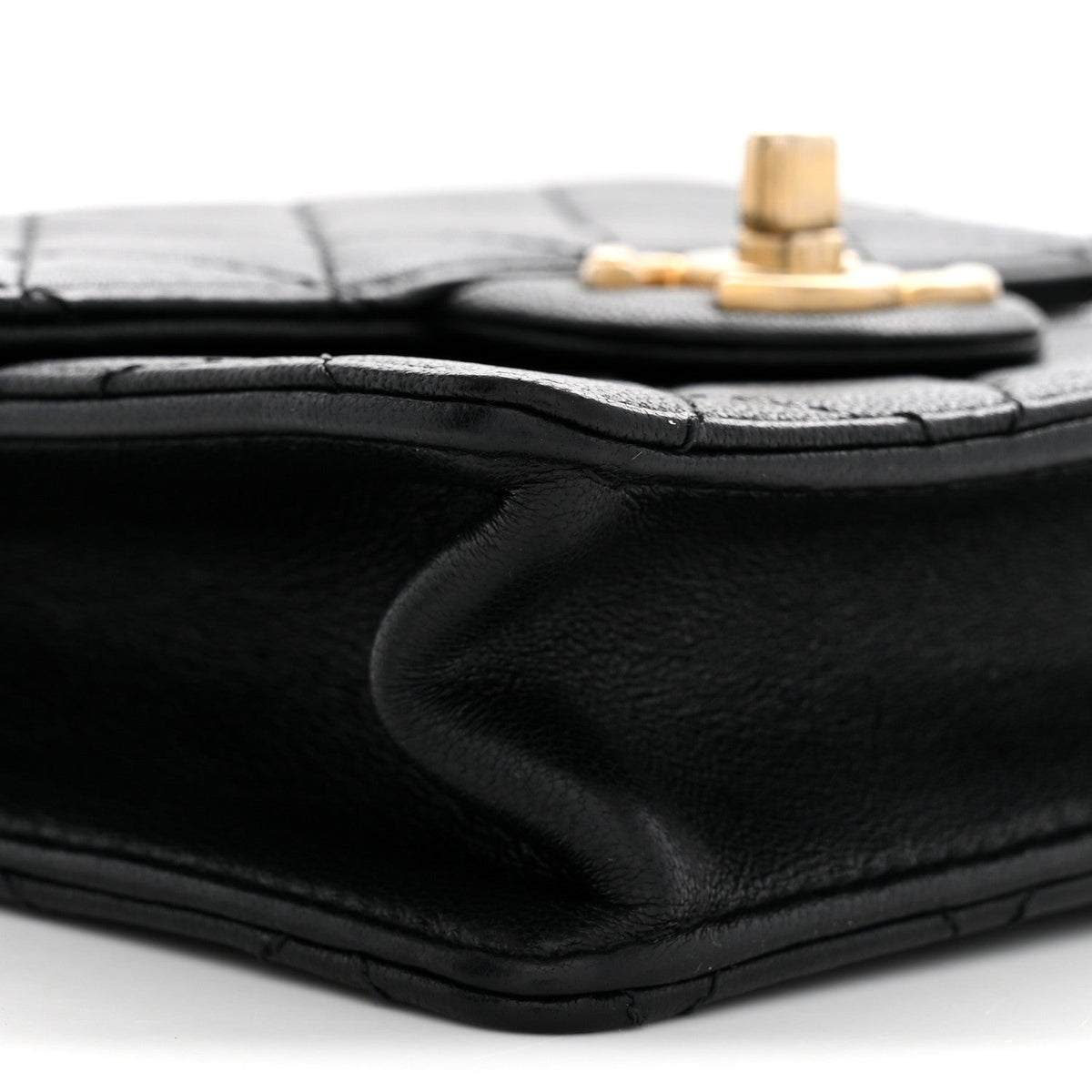 Chanel Goatskin Quilted Chic Pearls Flap Black