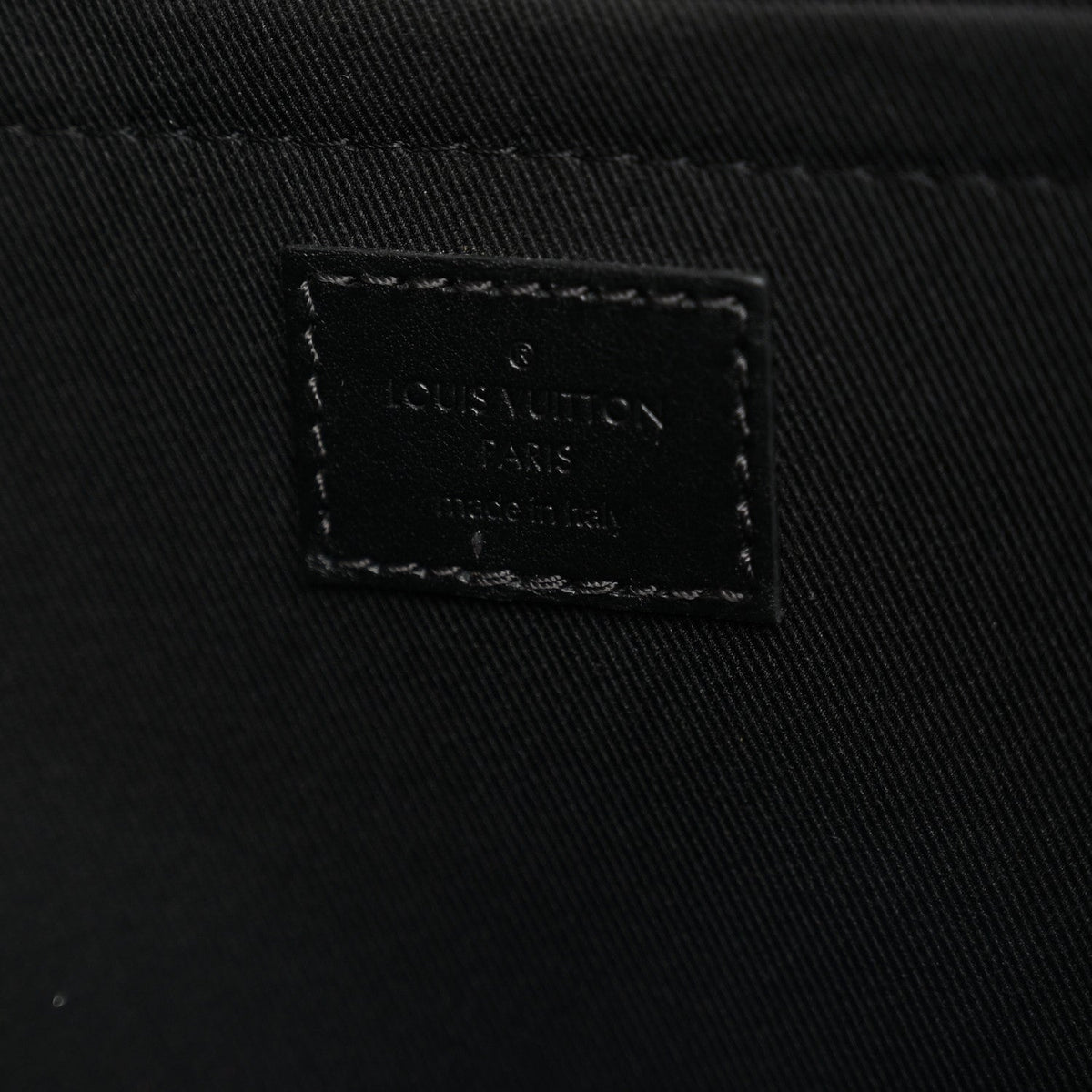 Louis Vuitton Monogram Eclipse Sac Plat 24H Black