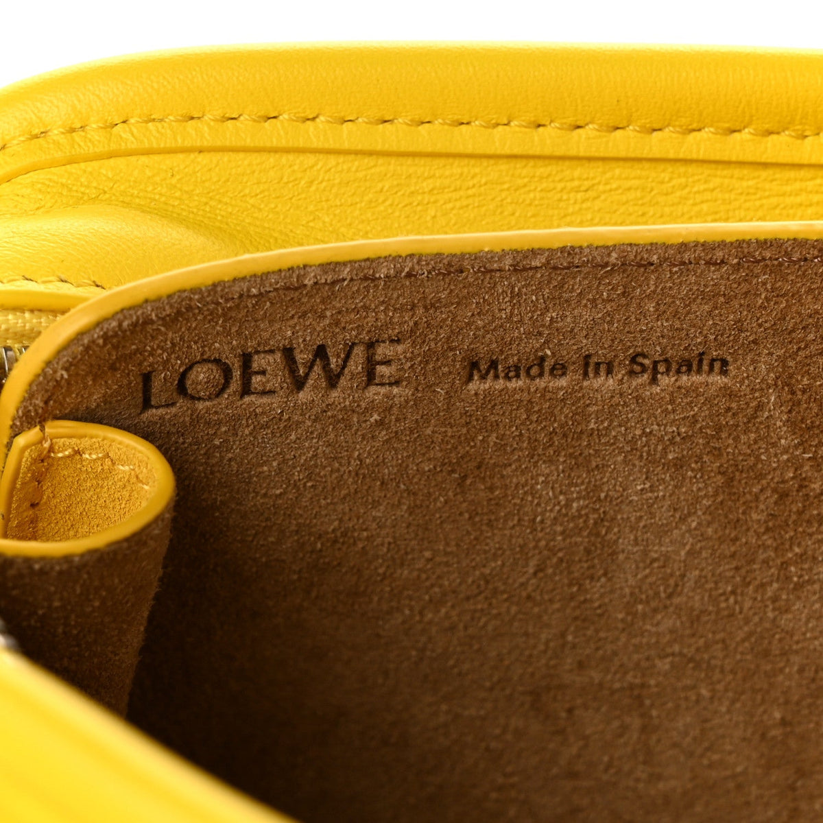 Loewe Soft Calfskin Mini Amazona 180 Daisy Yellow