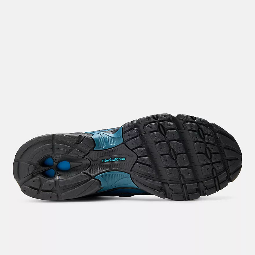 Unisex 740 Running Shoes