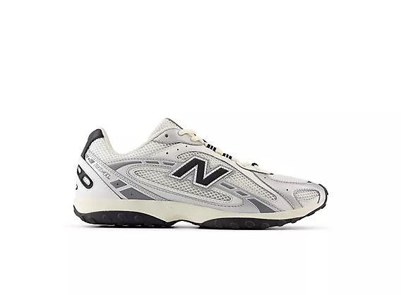 Unisex 204L Lifestyle Sneakers