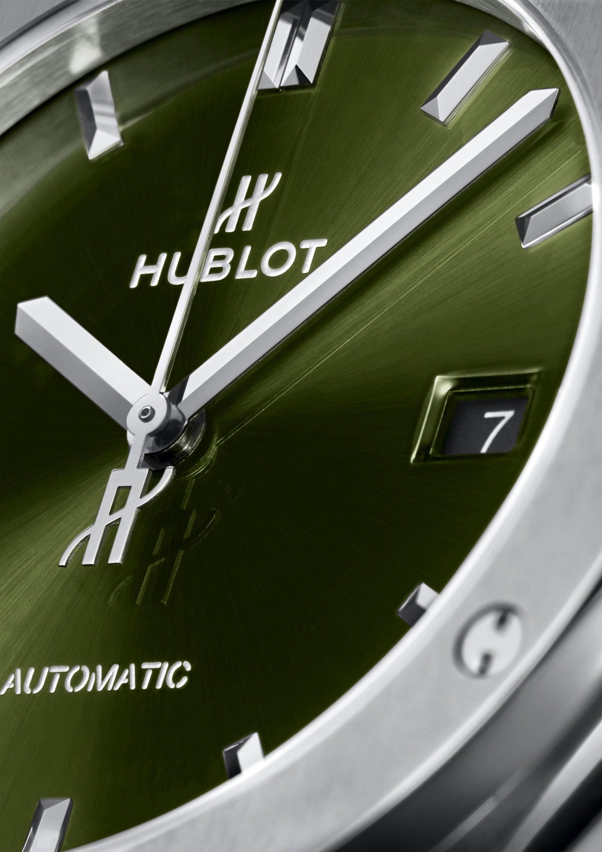 HB Classic Fusion Titanium Green Ref# 542.NX.8970.RX