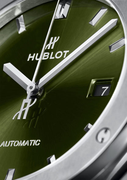 HB Classic Fusion Titanium Green Ref# 542.NX.8970.RX