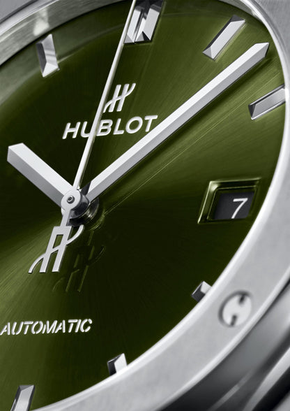 HB Classic Fusion Titanium Green Ref# 542.NX.8970.RX