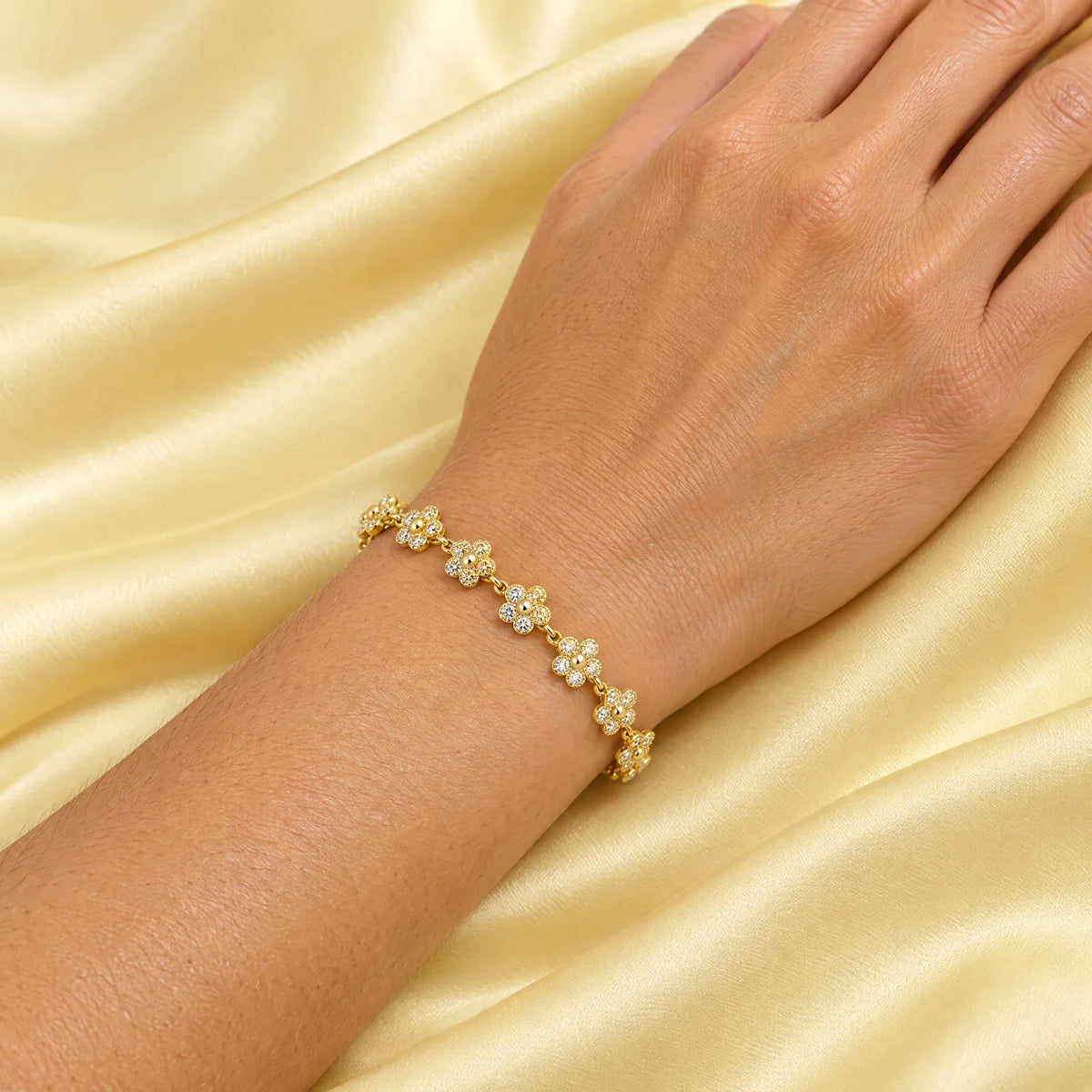 Margot 18K Gold Plated 925 Sterling Silver Cubic Zirconia Daisy Link Bracelet