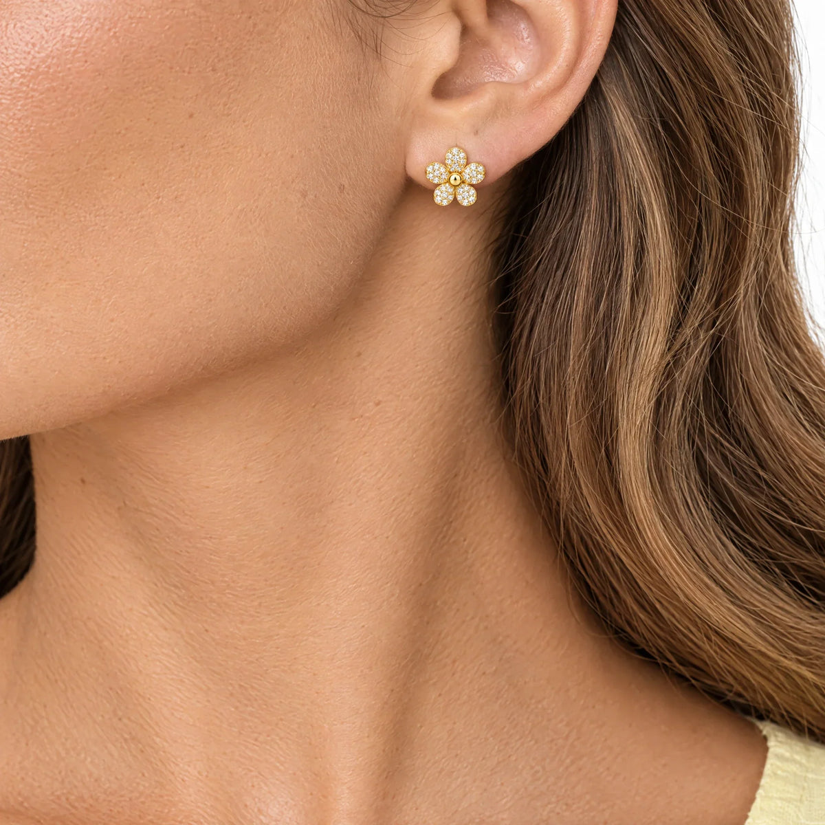 Margot 18K Gold Plated 925 Sterling Silver Cubic Zirconia Daisy Earrings