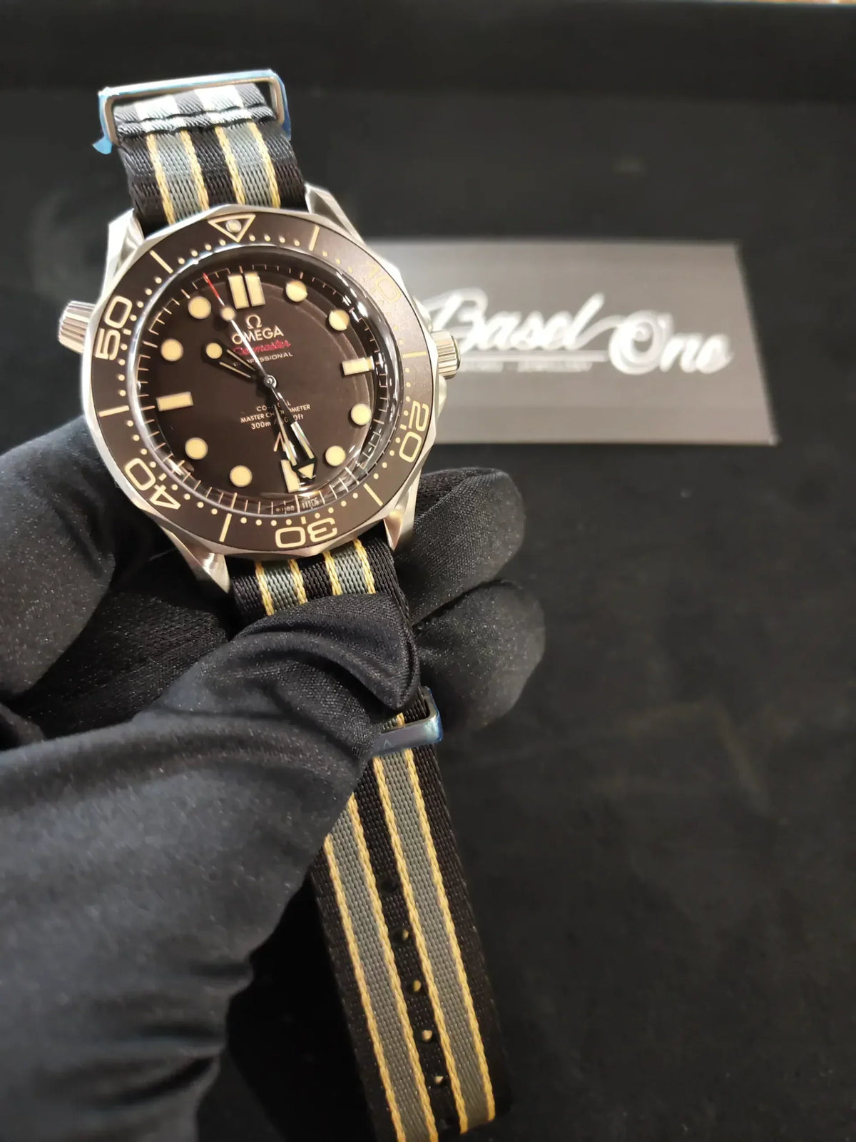 OMG Seamaster Ref. # 210.92.42.20.01.001