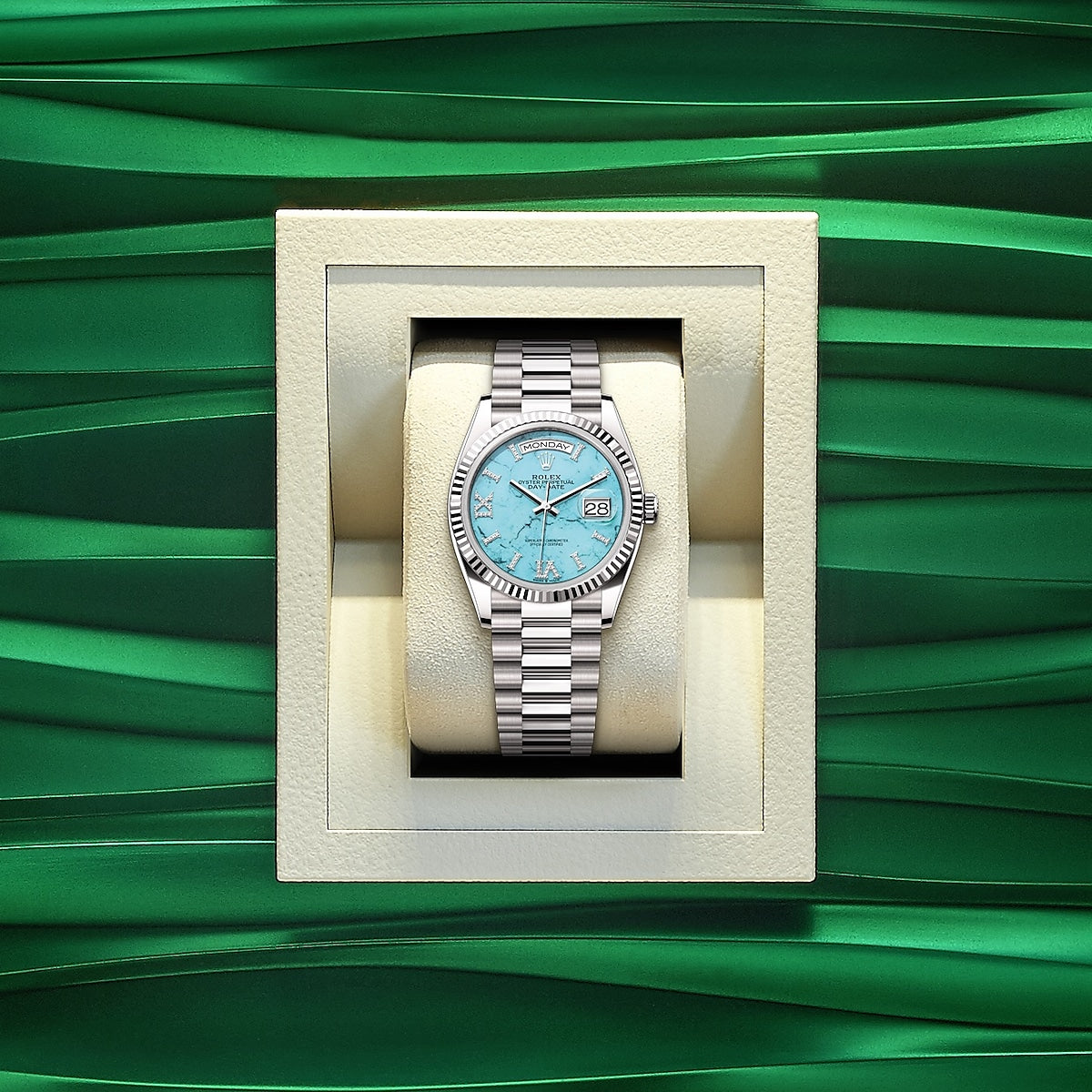 Day-Date 36, 18k White Gold with Diamond-set, 36mm, Ref# 128239-0044