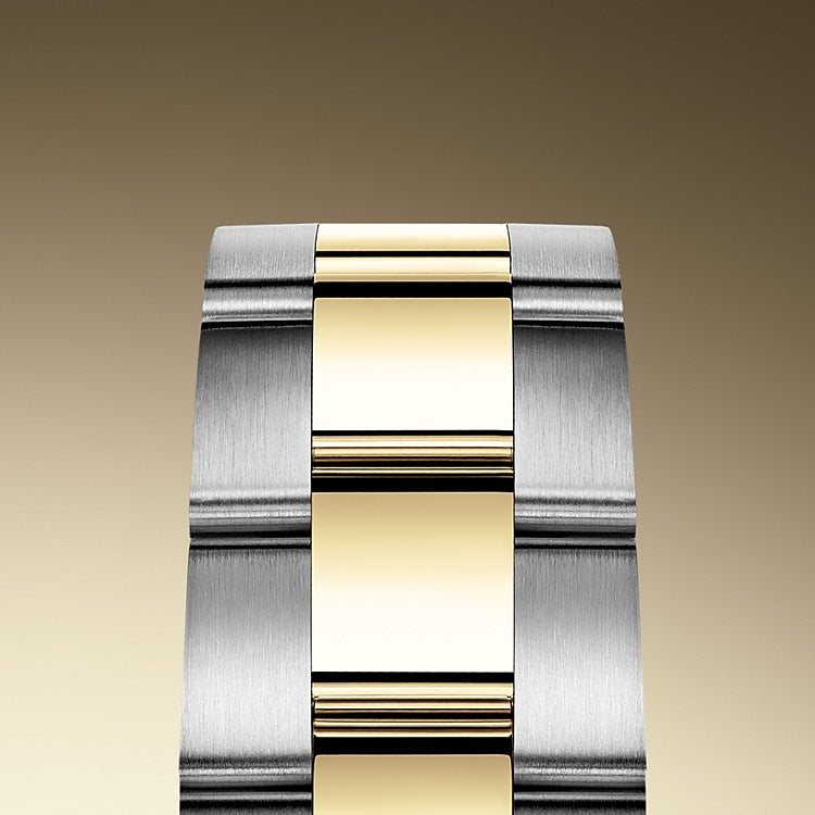 Sky-Dweller 42mm, Oystersteel and 18k Yellow Gold, Ref# 326933-0001